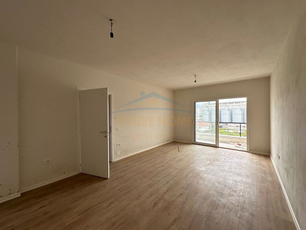 Shitet, Apartament 2+1 , Yzberisht , Tirane