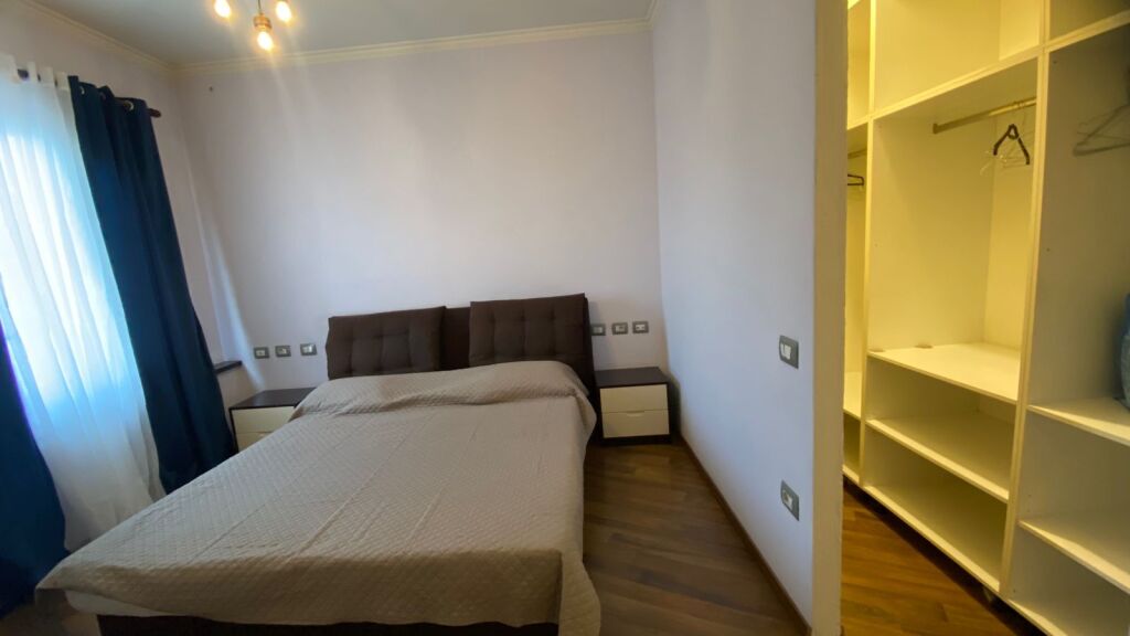Apartament - Për QIRA  2+1 TE PAZARI I RI