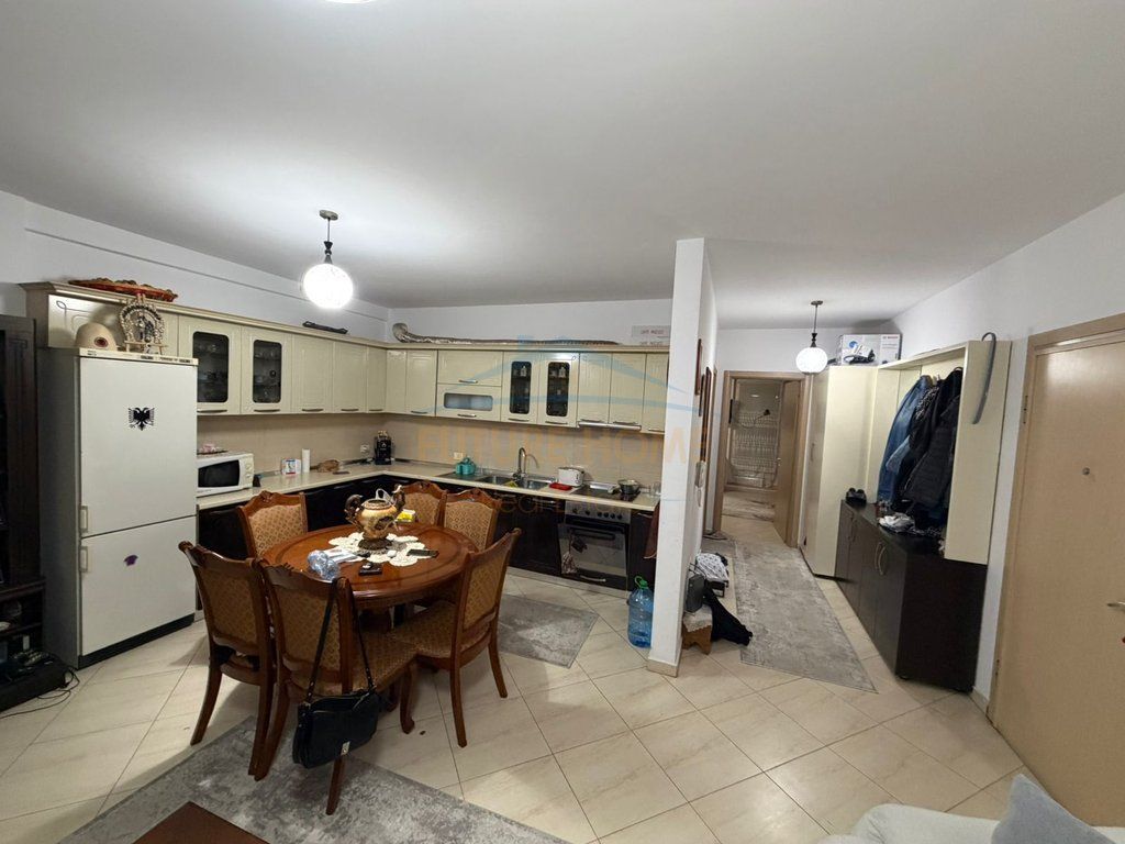 SHES,APARTAMENT 1+1,jORDAN MISJA