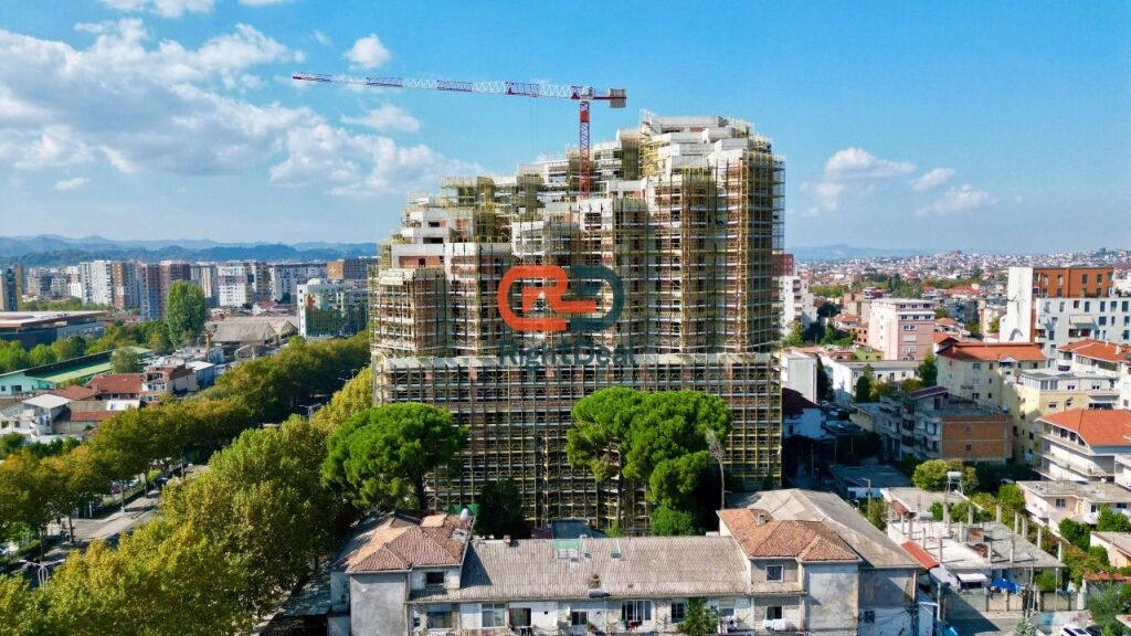 In the "Colonnade" Complex Near Zogu Te Zi, Business Unit for Sale, Ideal Investment Opportunity!!!
