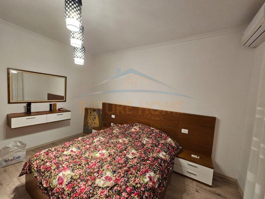 JEPET ME QERA APARTAMENT 2+1 KOMPLEKSI KONTAKT , 21 DHJETORI