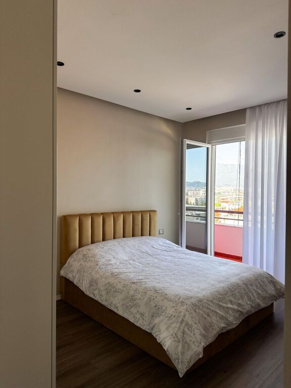 🏡 SUPER APPARTAMENTO 2+1 IN AFFITTO, AL TERMINAL VICINO A CASA ITALIA🏡, 750 mila lek