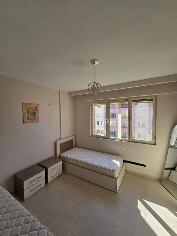 Jepet me qera apartament 2+1 tek Kompleksi Malajzan!! 500 € /Muaj