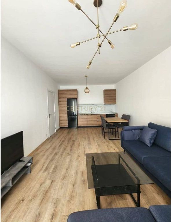 Jepet me qira apartament modern 1+1 tek Kompleksi Arlis, në Rrugën e Dibrës