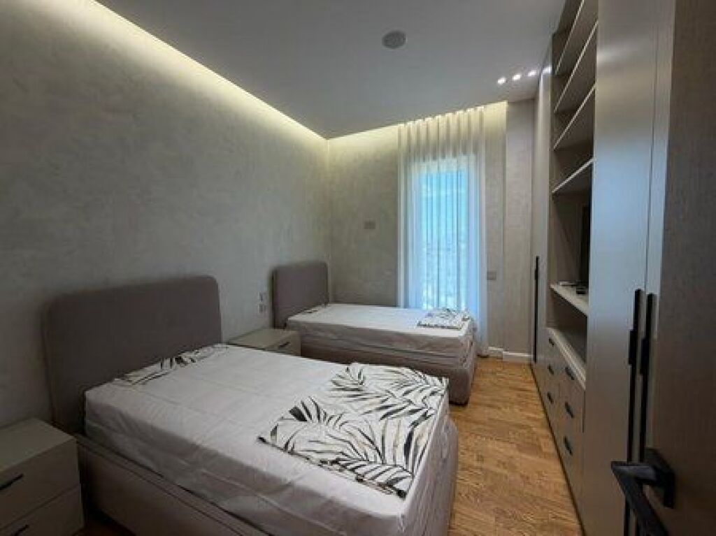 Jepet me qera një apartament ekskluziv 3+1+3 në Residencen Secret Garden !!