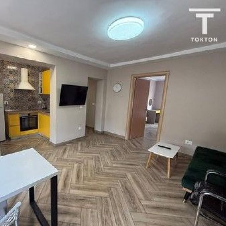 SHITET, APARTAMENT 1+1, RRUGA: "21 DHJETORI", TIRANË