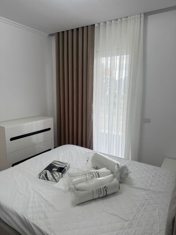 Jepet me qira 1+1 RRUGA JORDAN MISJA 60,000 leke