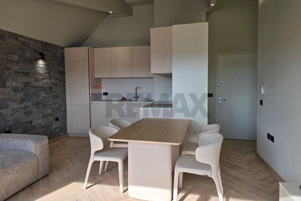 Apartmanet 2+1 me qera Myslym Shyri
