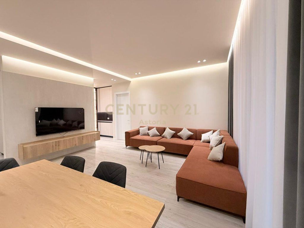 JEPET ME QIRA APARTAMENT PREMIUM 2+1+2+POST PARKIMI TE "KOMPLEKSI DELIJORGJI"
