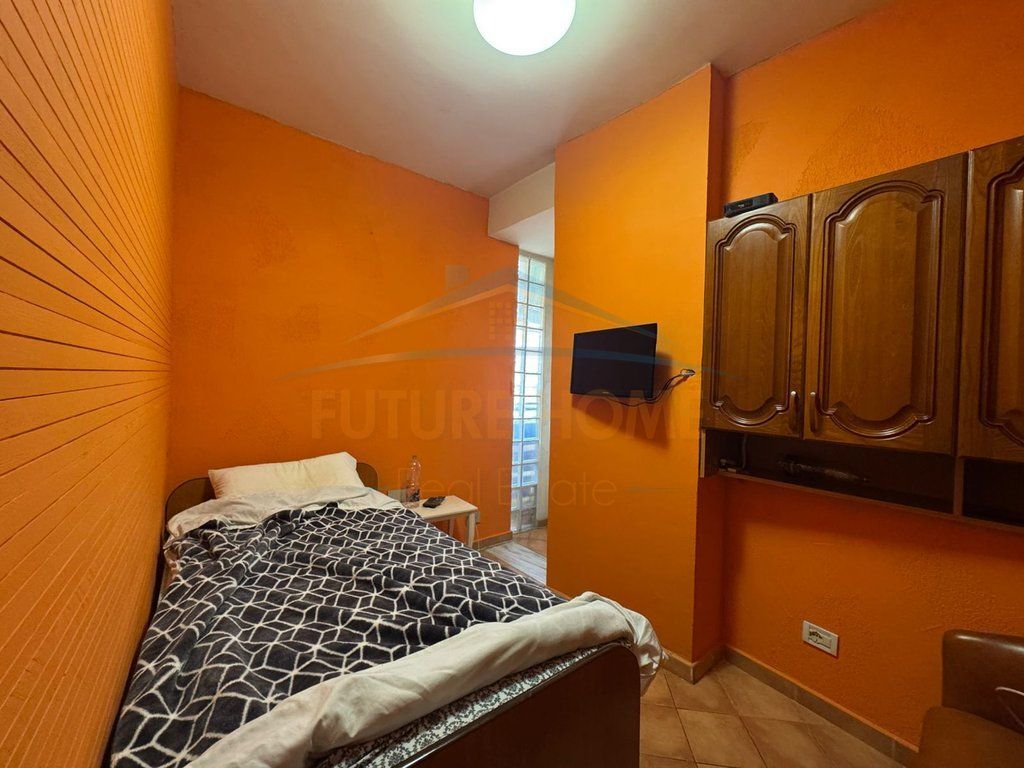 Qera, Apartament 2+1, Komuna e Parisit