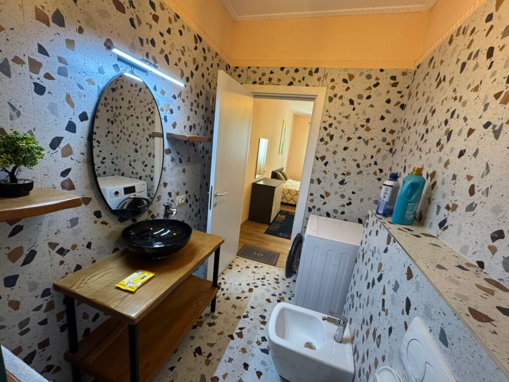 Apartament për qera 2+1+2 –  Liqeni i Thatë