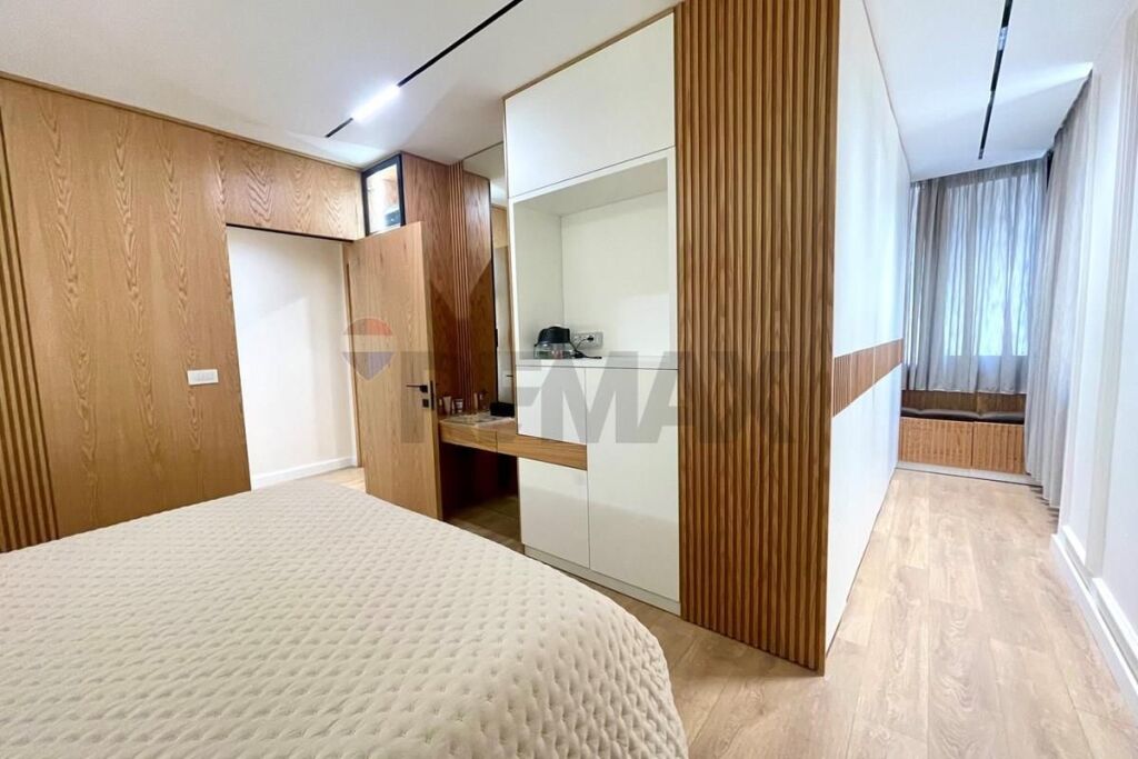 Modern 3+1 apartment in the Center of Tirana!