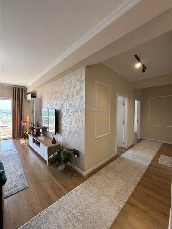 FOR RENT, APARTMENT 2+1+2+ 2 PARKING SPACES DRY LAKE