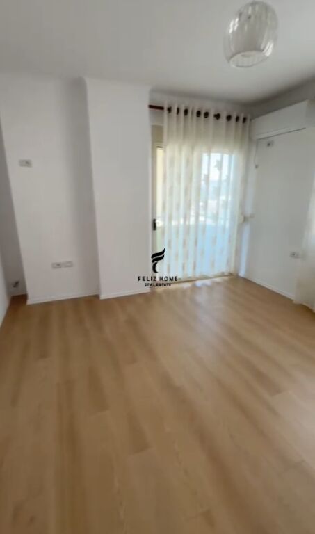 SHITET APARTAMENT 2+1 FRESK 135.000.000 LEKE FH-75494