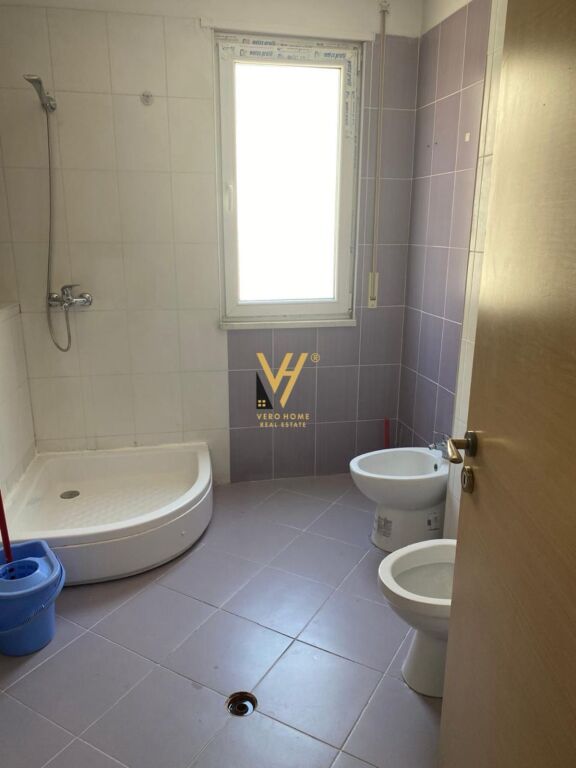JEPET APARTAMENT 2+1+BLK ME QERA TEK KODRA E DIELLIT 55.000 LEKE
