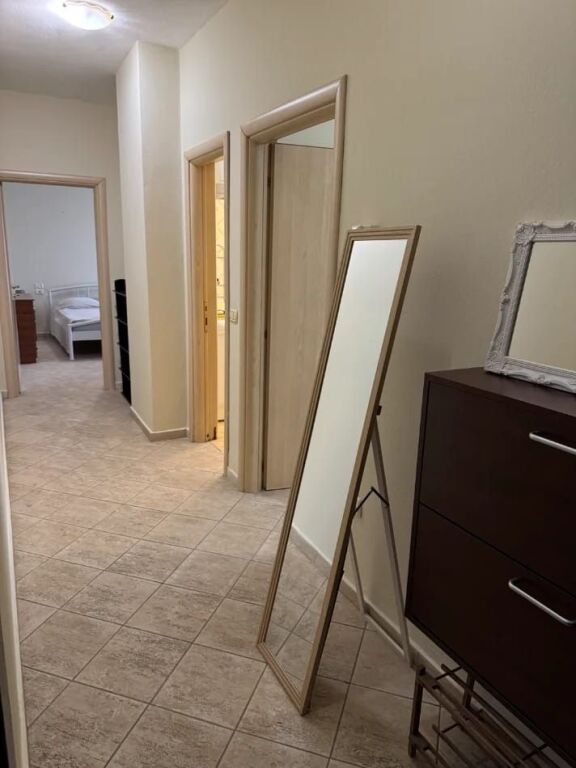 Jepet Me Qera Apartament 1+1+1 Ballkon