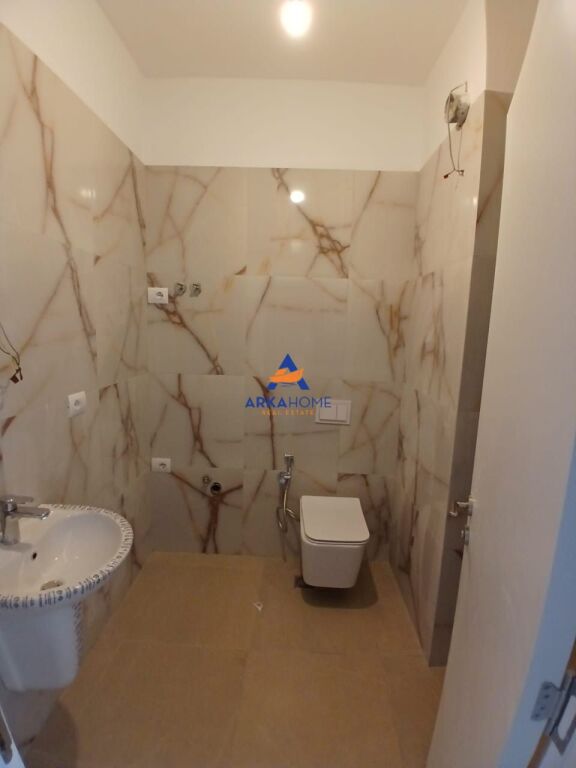 FOR RENT 2+1+BALCONY APARTMENT FOR OFFICE "RRUGA E BARRIKADAVE" 13000 EURO