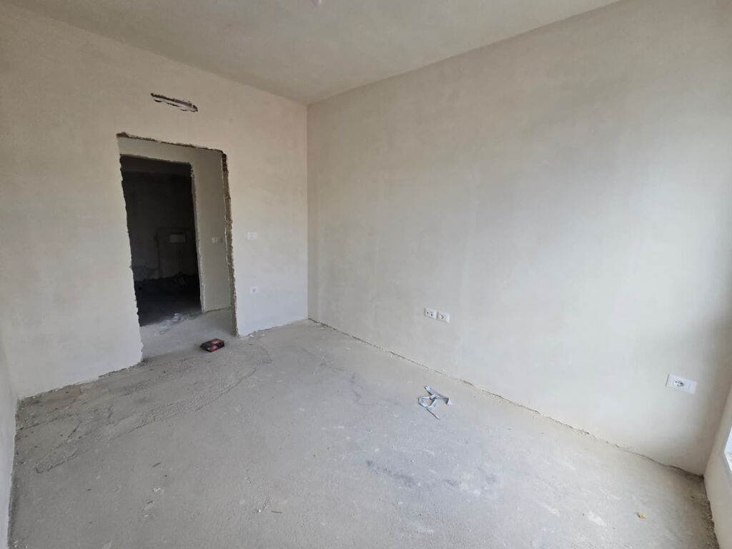 Apartament 2+1 ne Shitje Prane Fushes ne Ali Dem