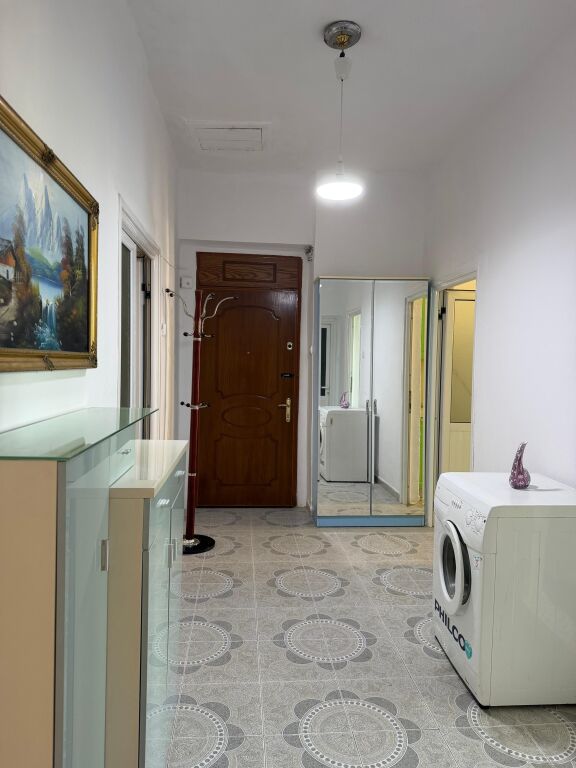 Apartment 1+1 for rent Flamuri Square Vlore
