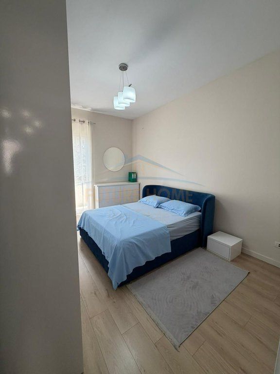 Qira, Apartament 2+1, Rruga e Barrikadave, Tiranë.