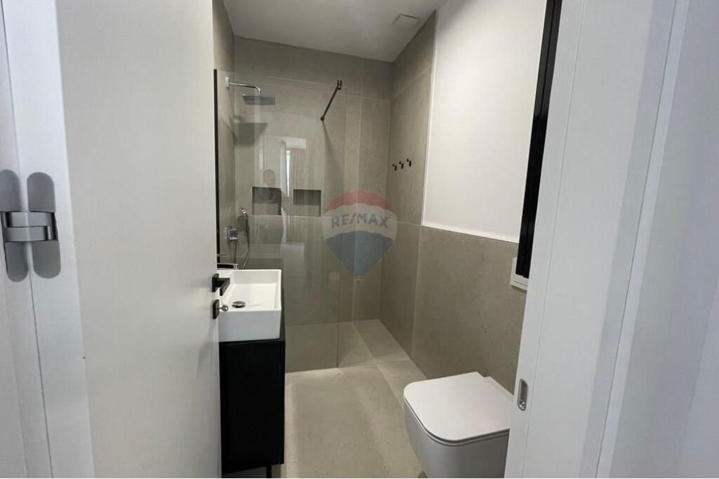 Apartment 2+1+2+Parking for rent  Liqeni Thate