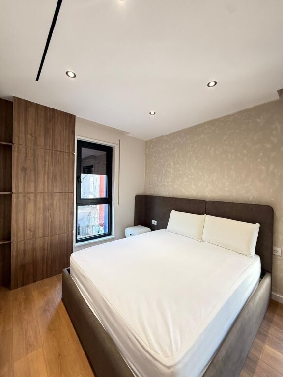 🏡 Apartament 1+1 për qera   Komuna e Parisit