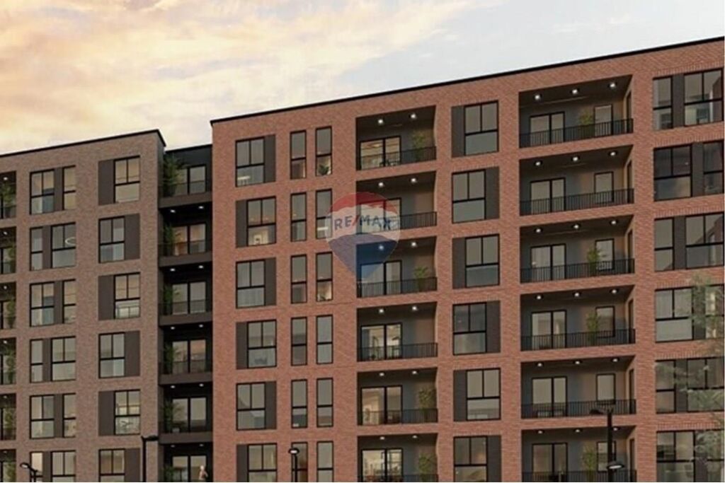 Shitet apartament 1+1, Paskuqan