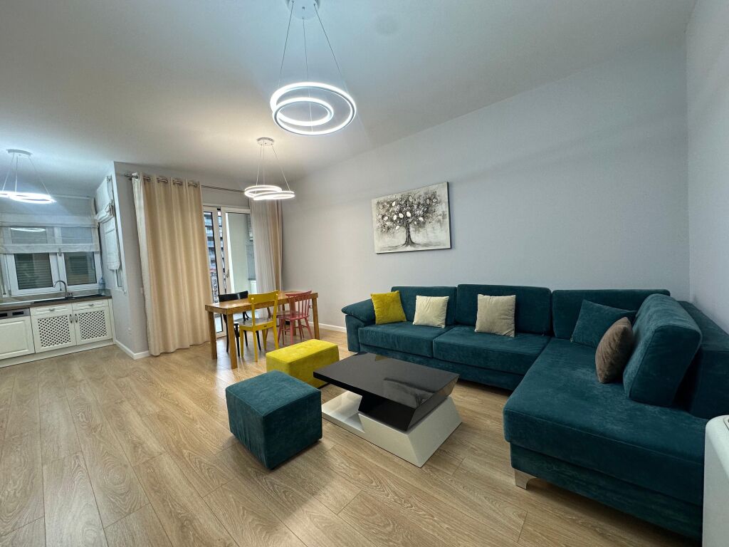Qera Apartament 2+1+2+Parkim,Perballe Lake View.