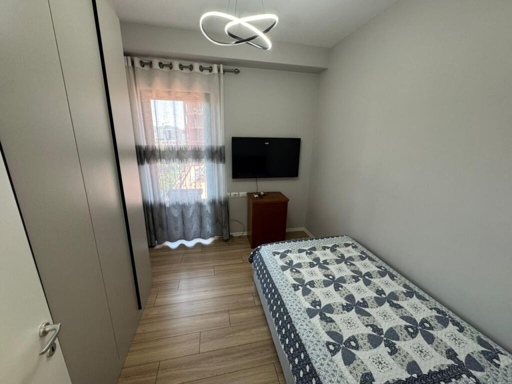 🏢 Jepet me qera 3+1+2 +Parkim 📍Tirana Garden Building,Rruga e kavajes💶 2,000€/muaj