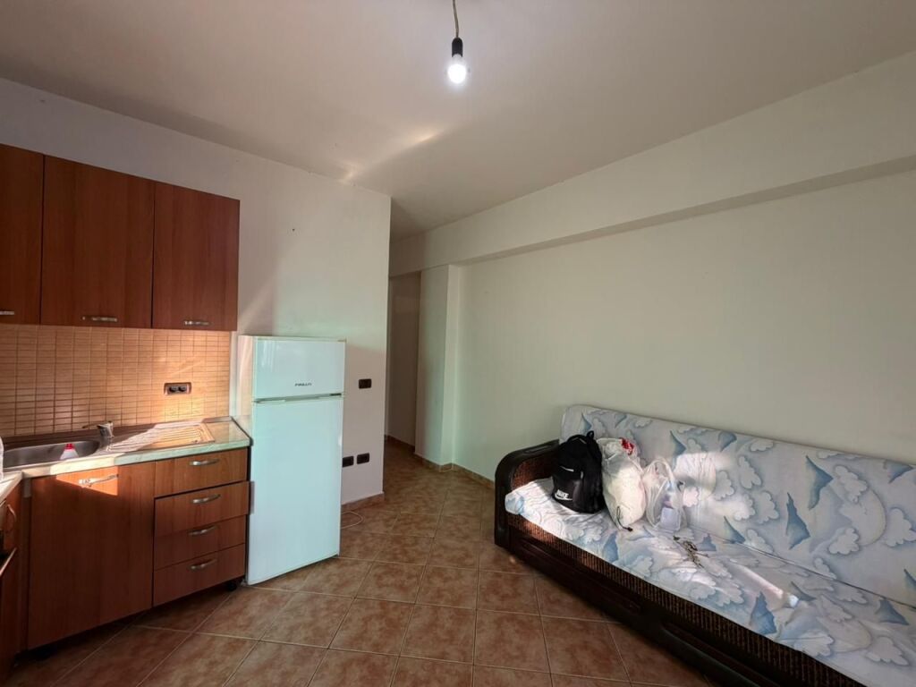 Apartament 1+1 per qira tek Ish-Parku.