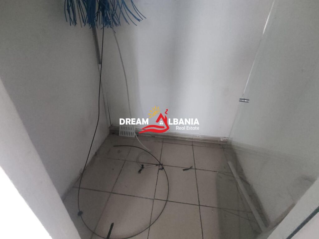 Business premises for rent in the Blloku area near Selman Stermasi Stadium (ID 42611545)