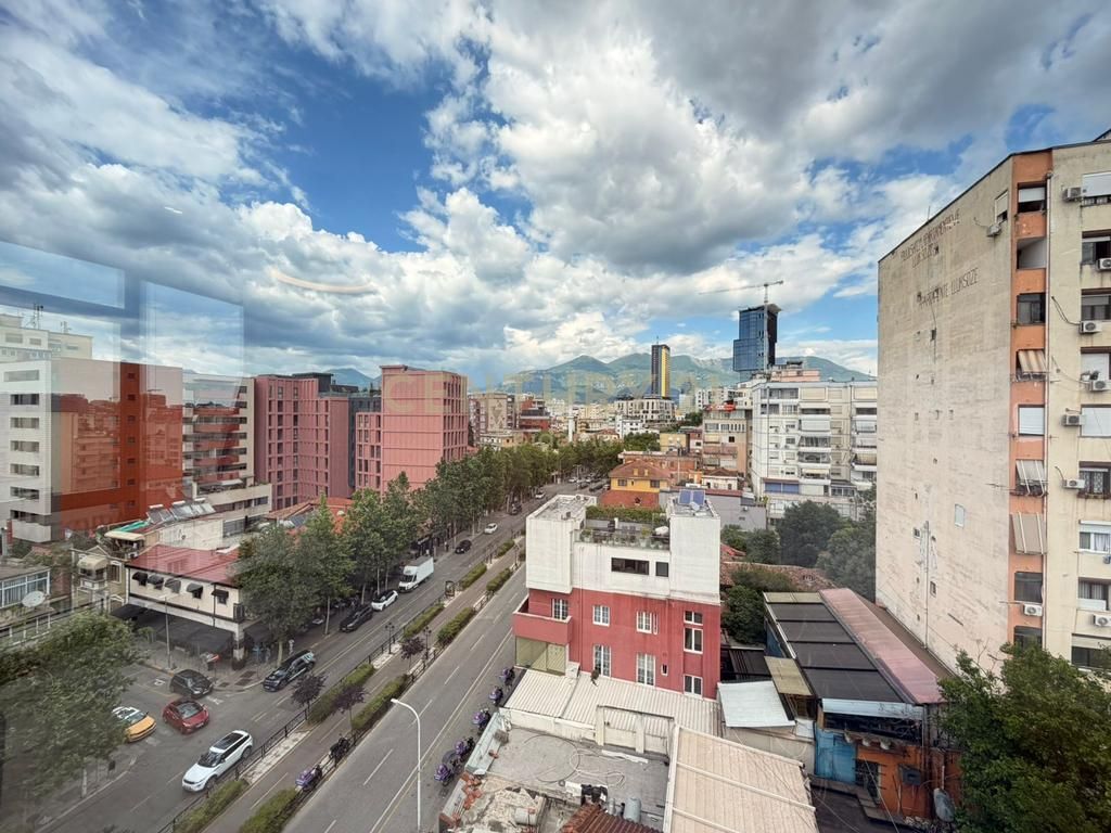 APARTAMENT 1+1 PËR QIRA TEK RRUGA E KAVAJËS 1300€/muaj