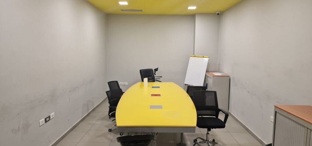 UFFICIO IN AFFITTO 220 M2 VIA KAVAJES 4.400 EURO FH-75759