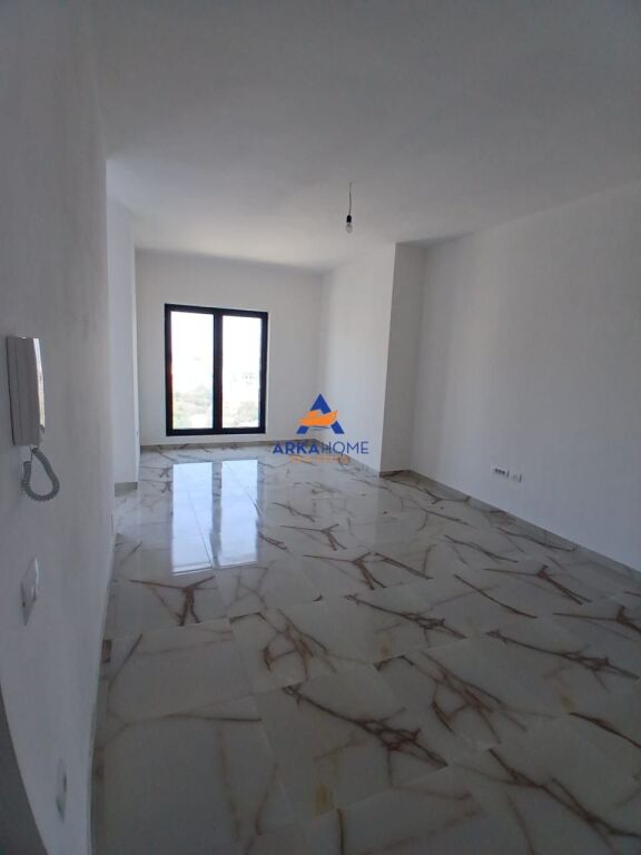 FOR RENT 2+1+BALCONY APARTMENT FOR OFFICE "RRUGA E BARRIKADAVE" 13000 EURO