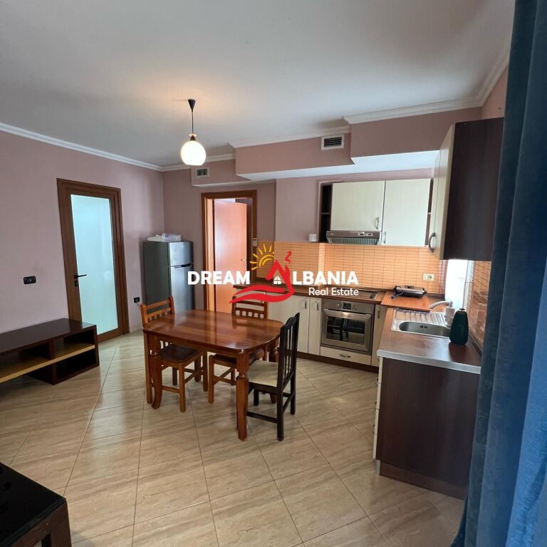 Jepet apartament 1+1 me qera ne Rrugen e Dibres prane Spitalit Amerikan (ID 42111582)