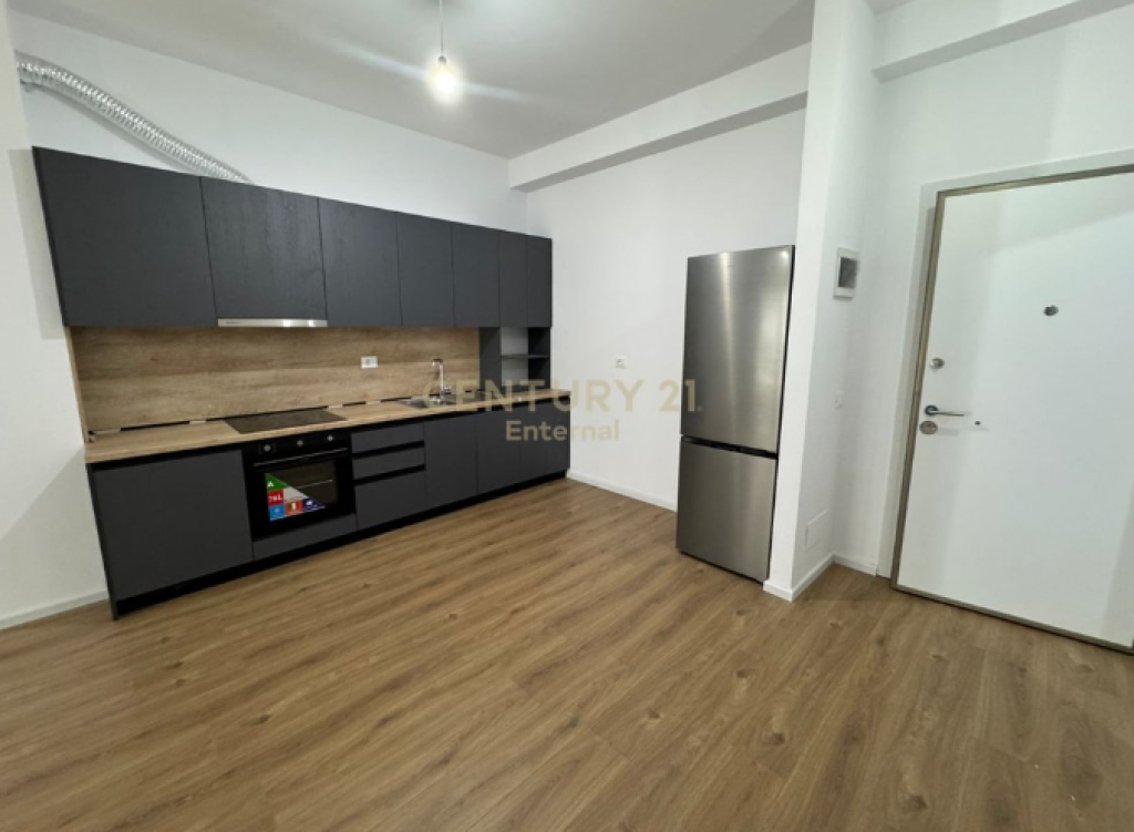 APARTAMENT 1+1 PER QIRA NE ASTIR