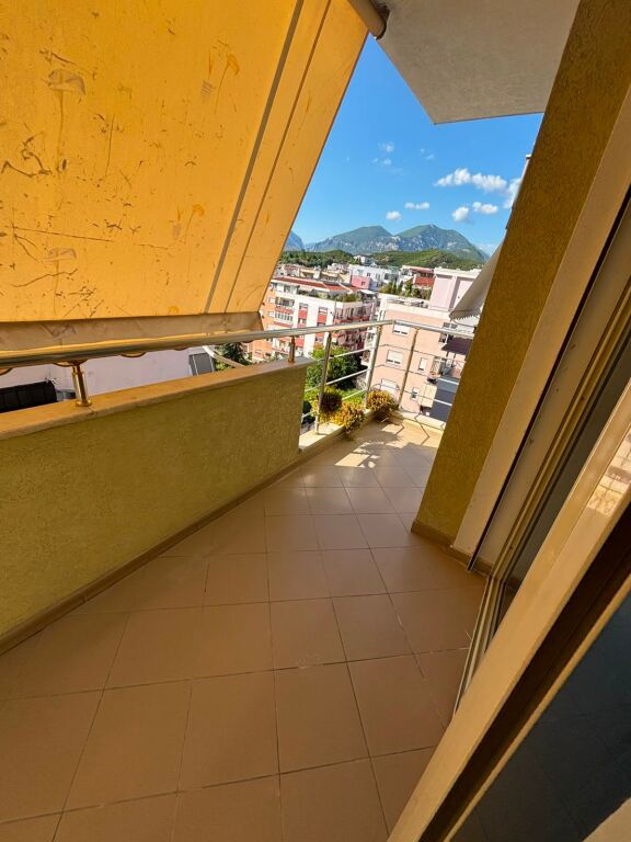 SHITET APARTAMENT 2+1 NË ZONEN E FRESKUT