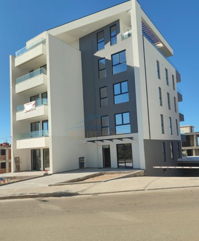 Sarande, apartment 1+1 for sale Ground floor, 68 m² 148,500 €
