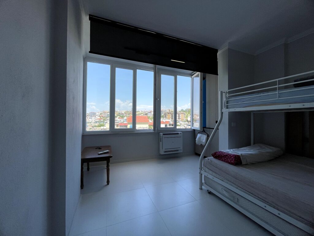 Garsoniere ne shitje ne Plazh, Durres