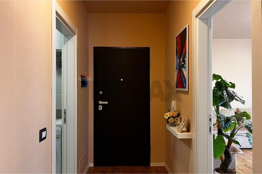 Apartament 1+1 me qira te Rruga Mine Peza