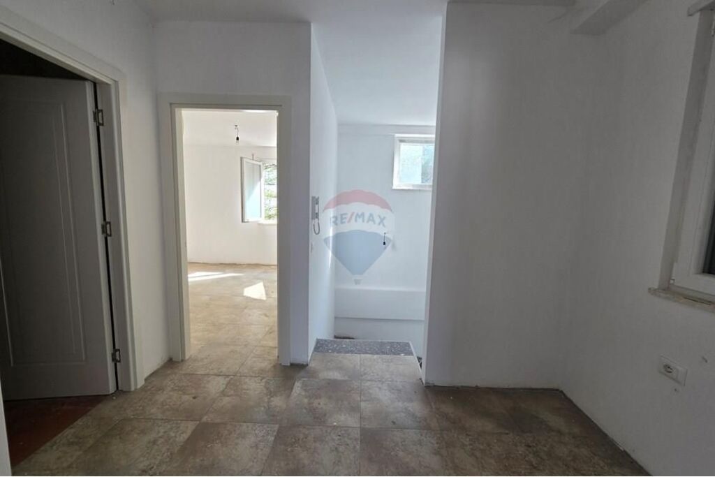 Duplex for sale at the Botanical Garden