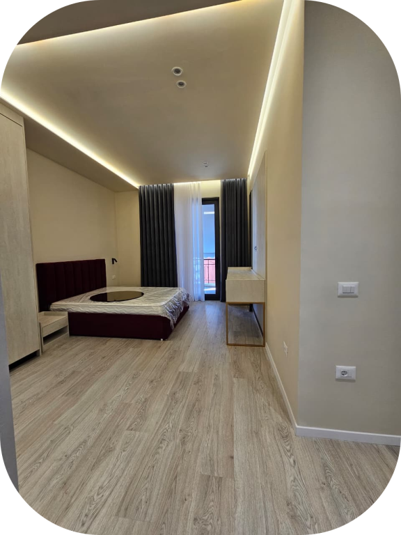 JEPET ME QIRA  APARTAMENT LUKSOZ 2+1+2 + POST PARKIMI  📍 Kompleksi Delijorgji, Tiranë
