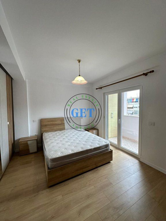 🏡 Shitet Apartament 2+1 në Durrës – Pranë Markatës së Fruta-Perimeve