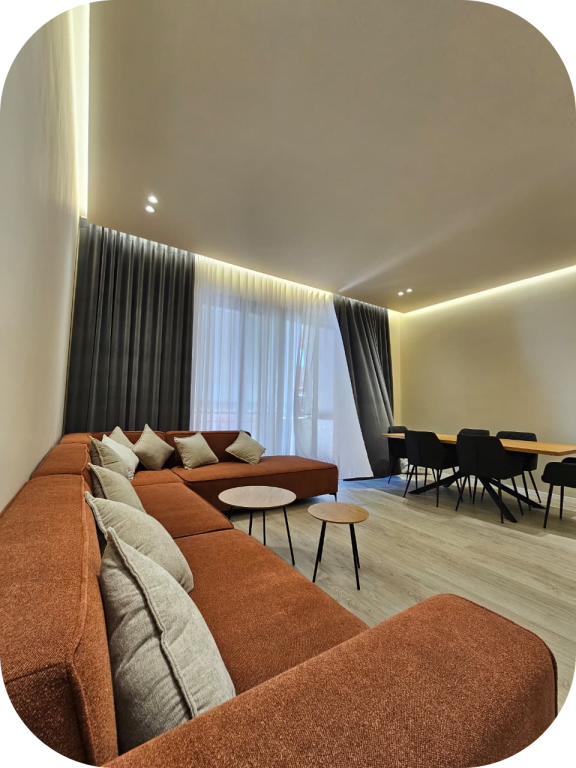 JEPET ME QIRA  APARTAMENT LUKSOZ 2+1+2 + POST PARKIMI  📍 Kompleksi Delijorgji, Tiranë