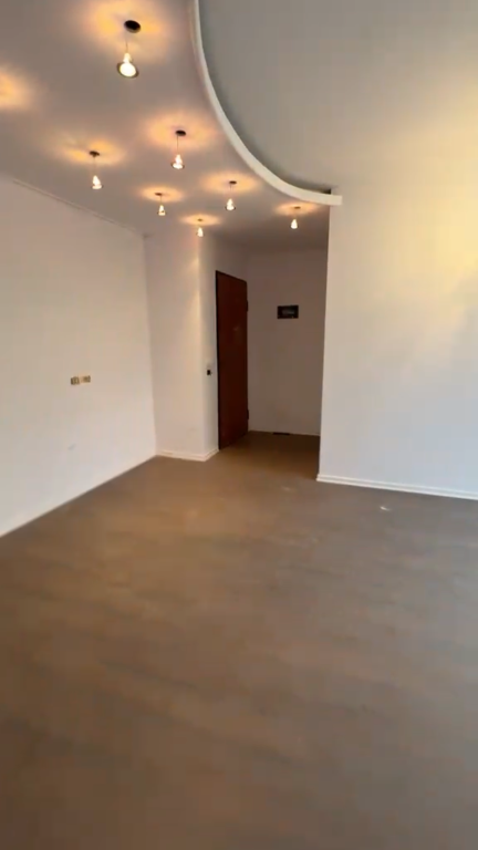 Apartment for sale in Komuna e Parisit