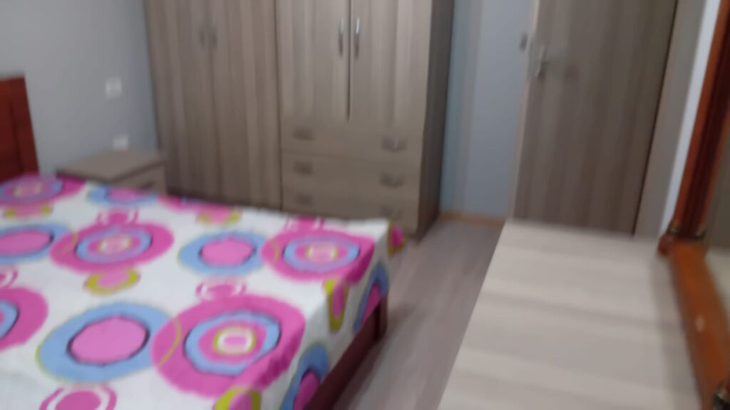 Qera | Apartament 2 + 1 | Shkoze | 380 €/muaj