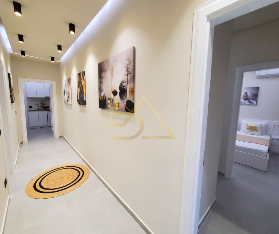 Shiten 3 Apartamente + 1 Zyrë – Durrës, Plazhi Iliria, Lagjja 13