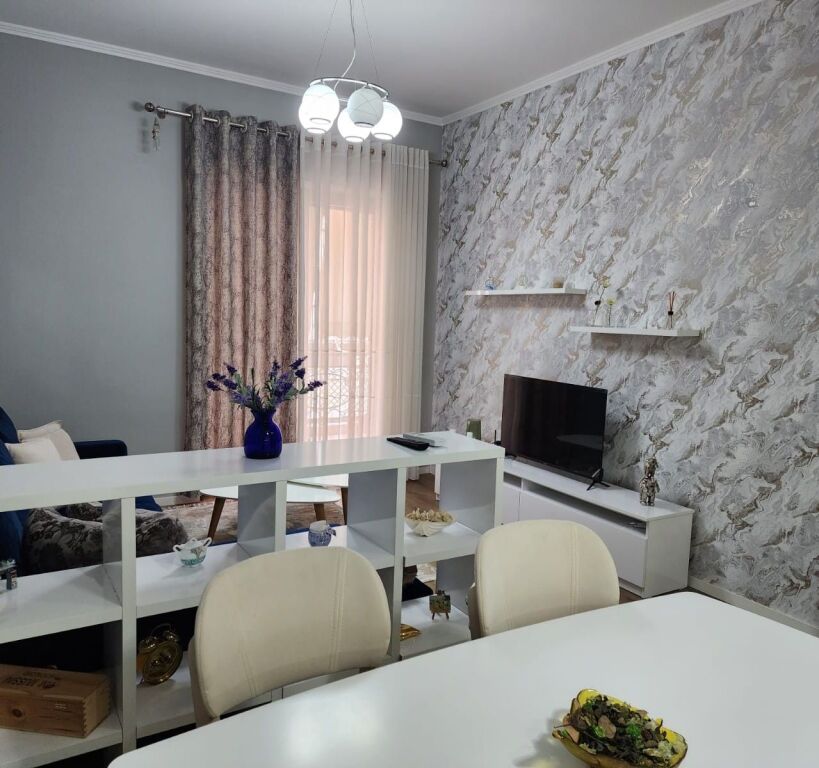 🏡 Jepet me Qira Apartament 1+1 tek Kompleksi Delijorgji