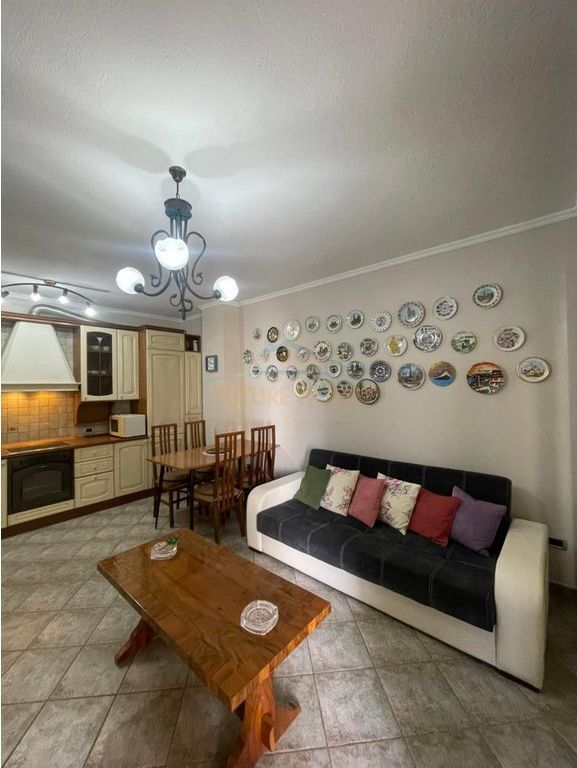 Affitto, Appartamento 2+1, Myslym Shyri, Tirana