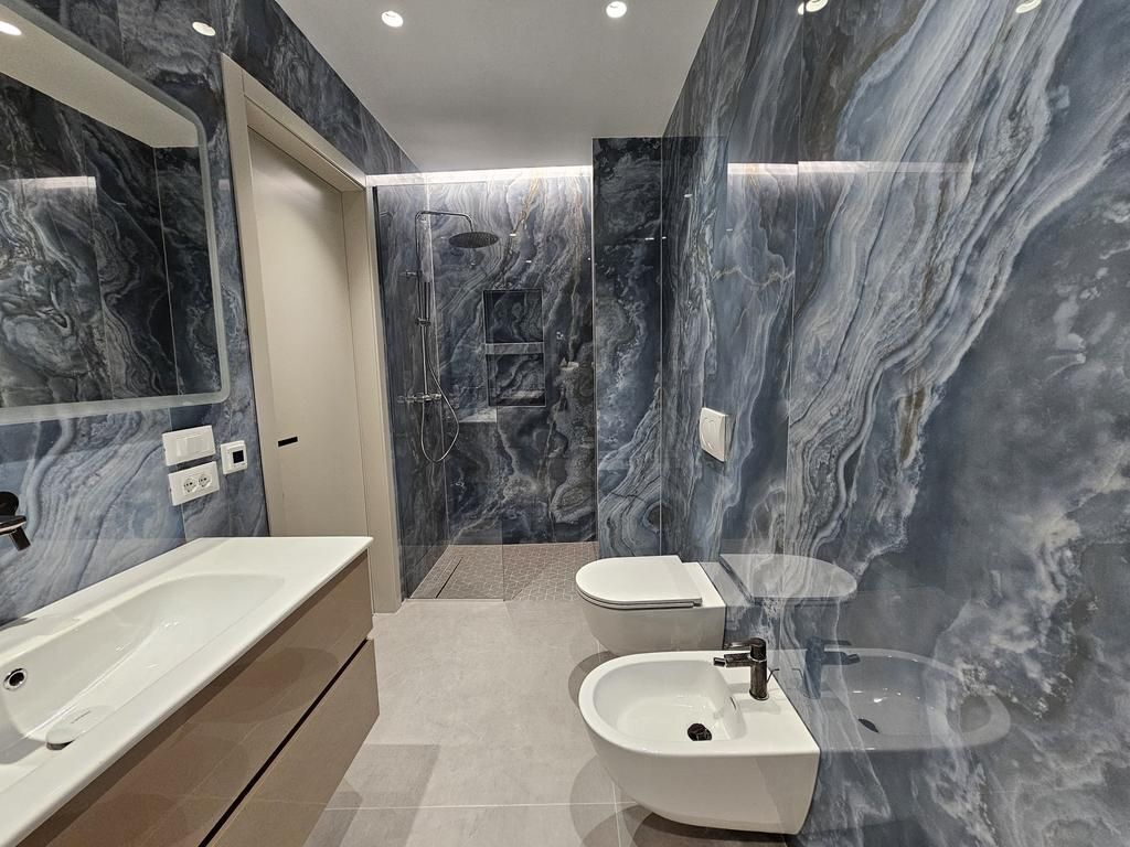 Shesim Apartament Luksoz 2+1+2 ne Rezidencen Lake View.